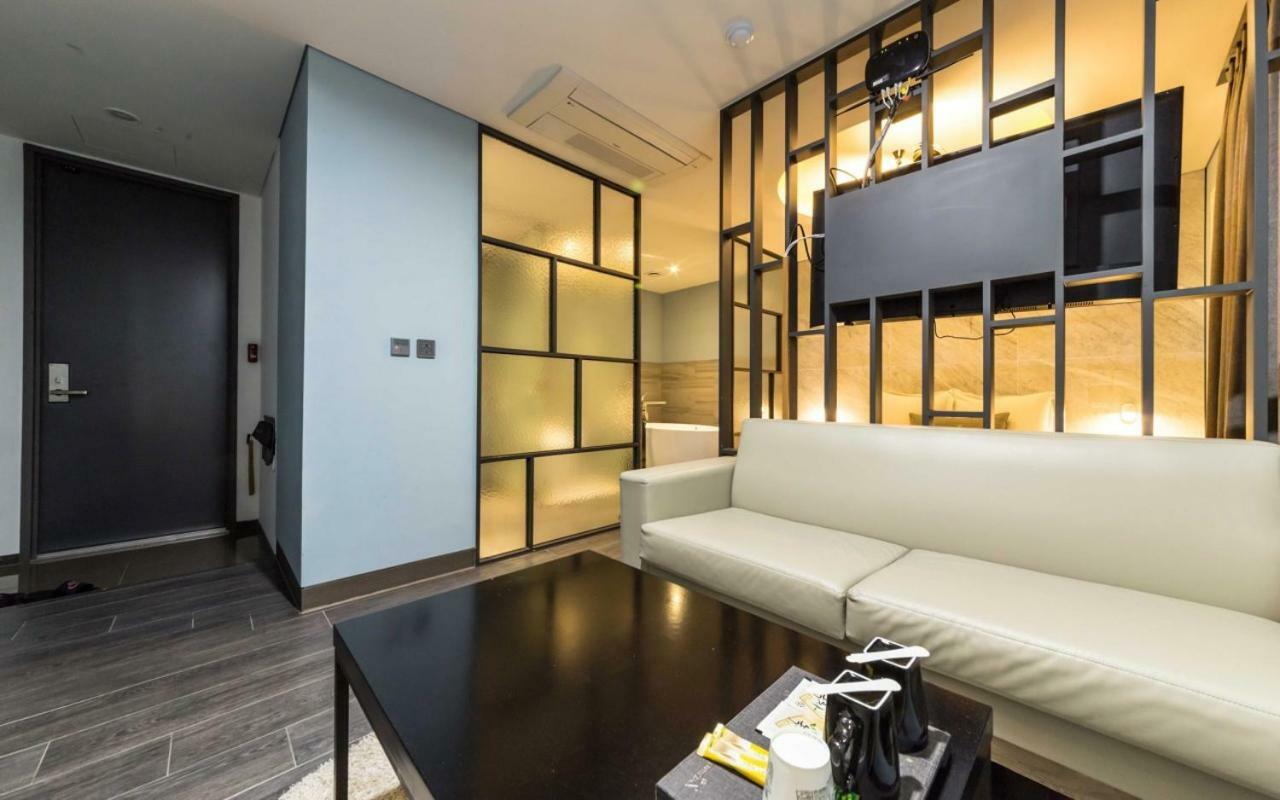 Design Hotel Ddeul& Osan Extérieur photo