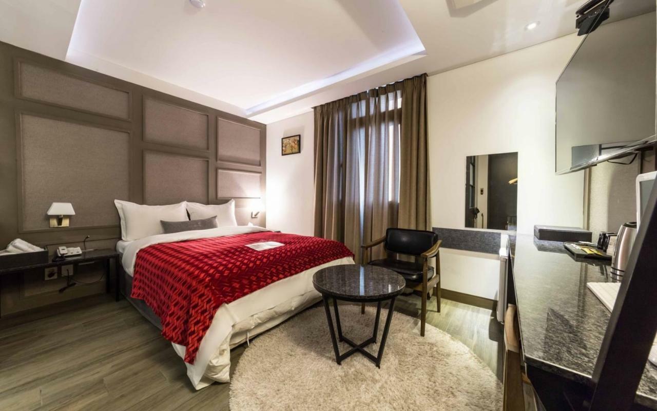 Design Hotel Ddeul& Osan Extérieur photo