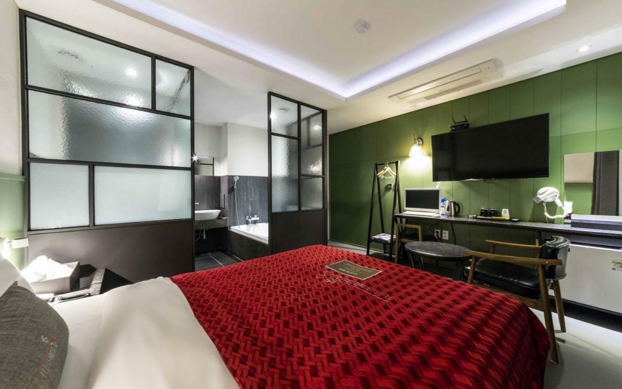Design Hotel Ddeul& Osan Extérieur photo